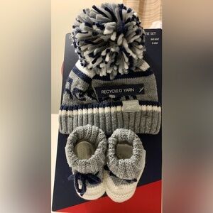 Reebok Hat Bootie Set Infant Accessory 0-6M Blue Gray Recycled Polyester Acrylic